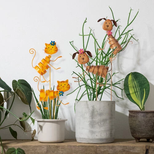 Enchanted Garden™ 17.7" Dog & Cat Garden Stake - Assorted Styles 8 Enchanted Garden™ 17.7" Dog & Cat Garden Stake - Assorted Styles - Image 6